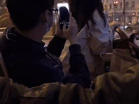 直男给女朋友拍照能有多敷衍